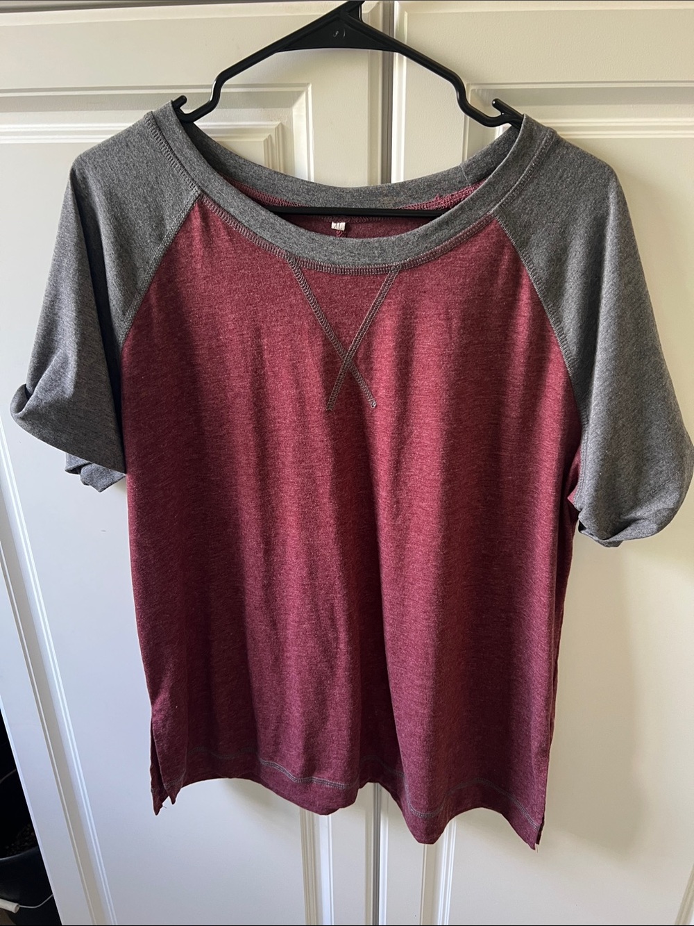 Women’s Two-Tone Raglan Tee - Burgundy and Gray